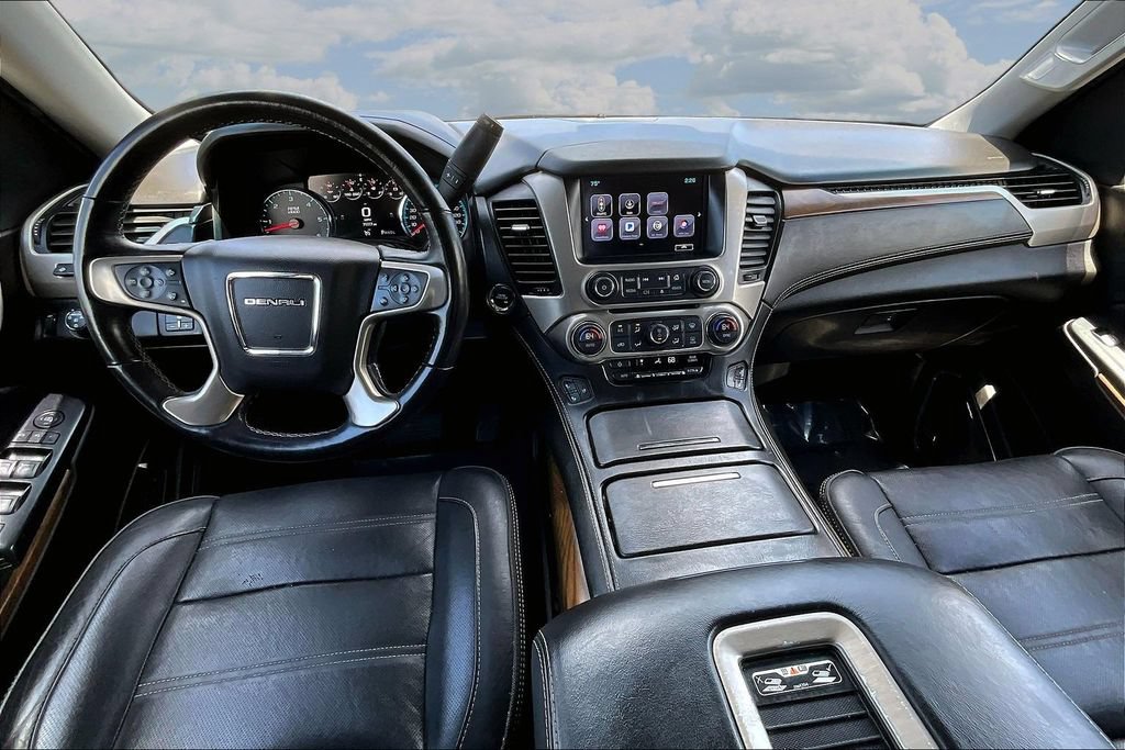 Used 2019 GMC Yukon XL Denali RWD image 7