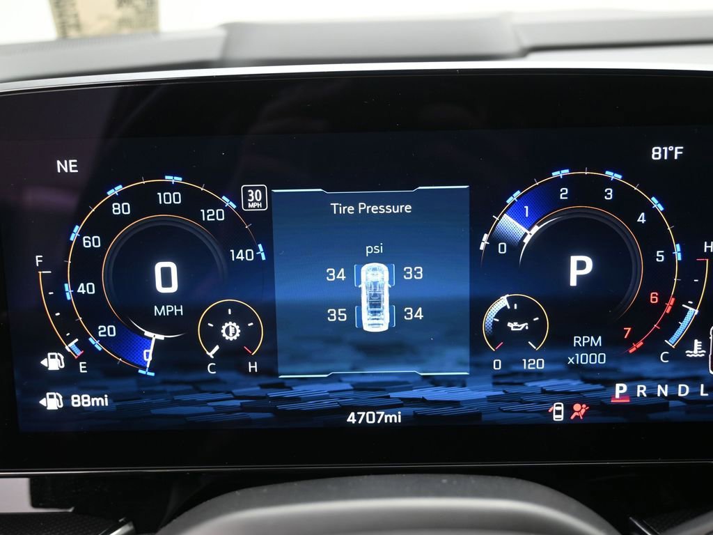 Used 2026 Chevrolet Suburban RST w/ Comfort Package image 15