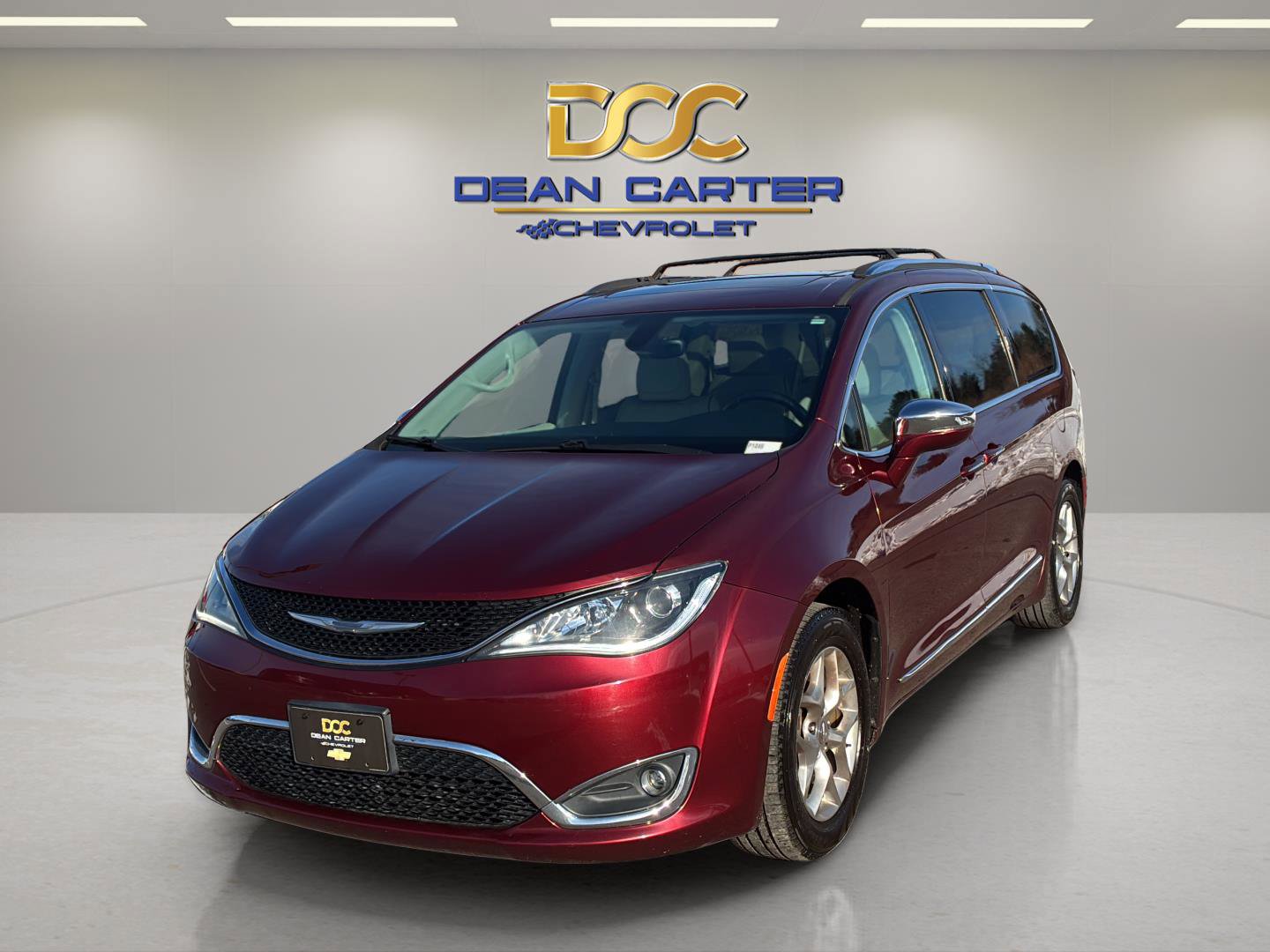 Used 2017 Chrysler Pacifica Limited image 9