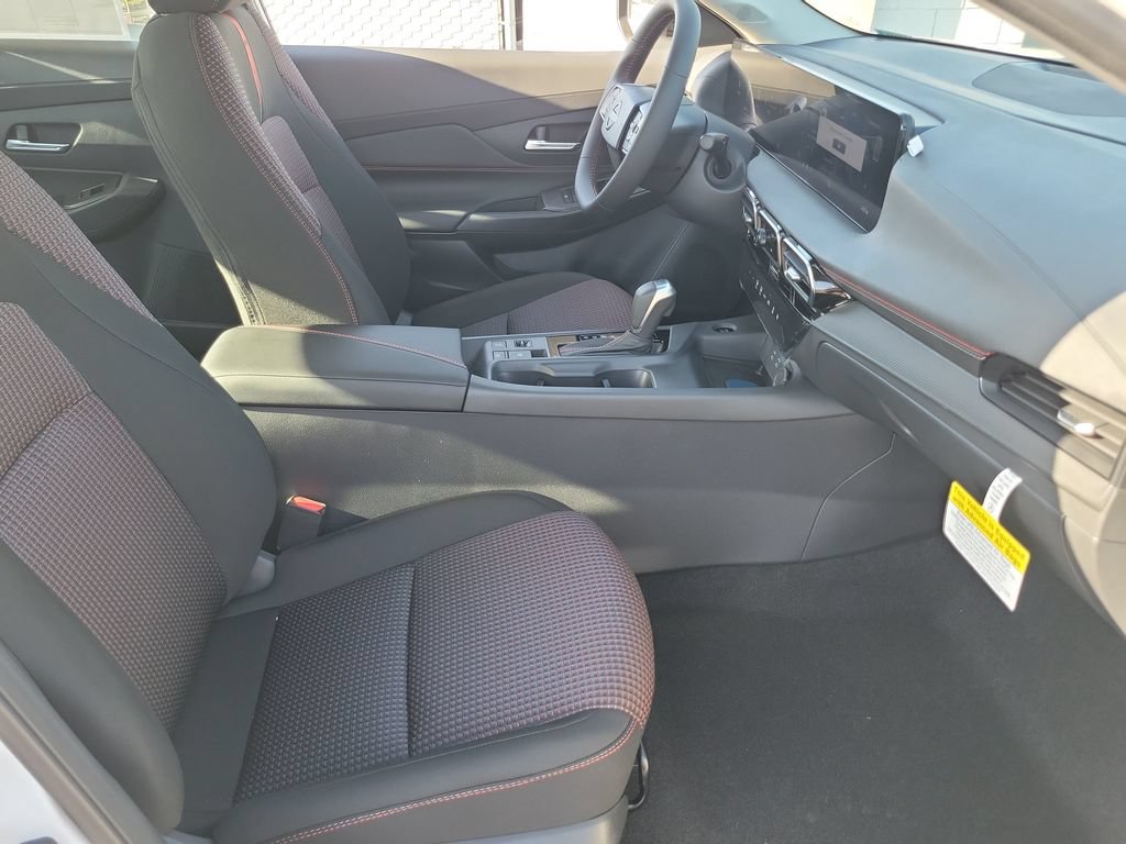New 2027 Nissan Sentra SR w/ Floor Mat Package FWD image 11