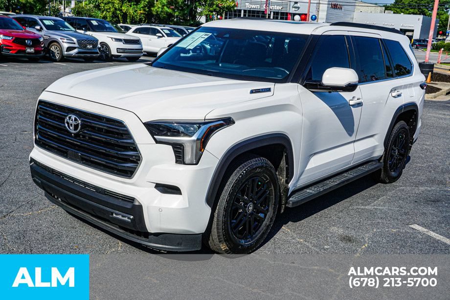 Used 2025 Toyota Sequoia SR5 AWD/4WD image 14