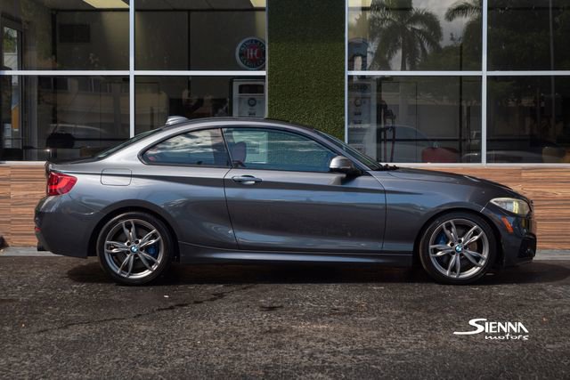 Used 2015 BMW M235i Coupe image 5