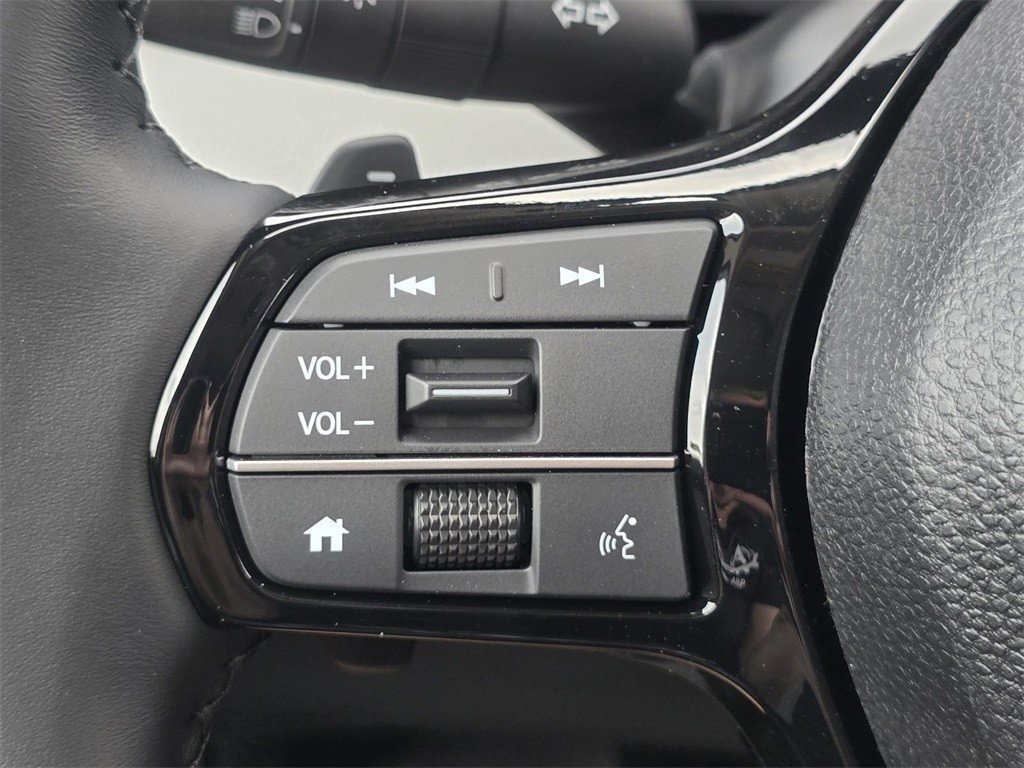 New 2025 Honda Pilot Touring image 33