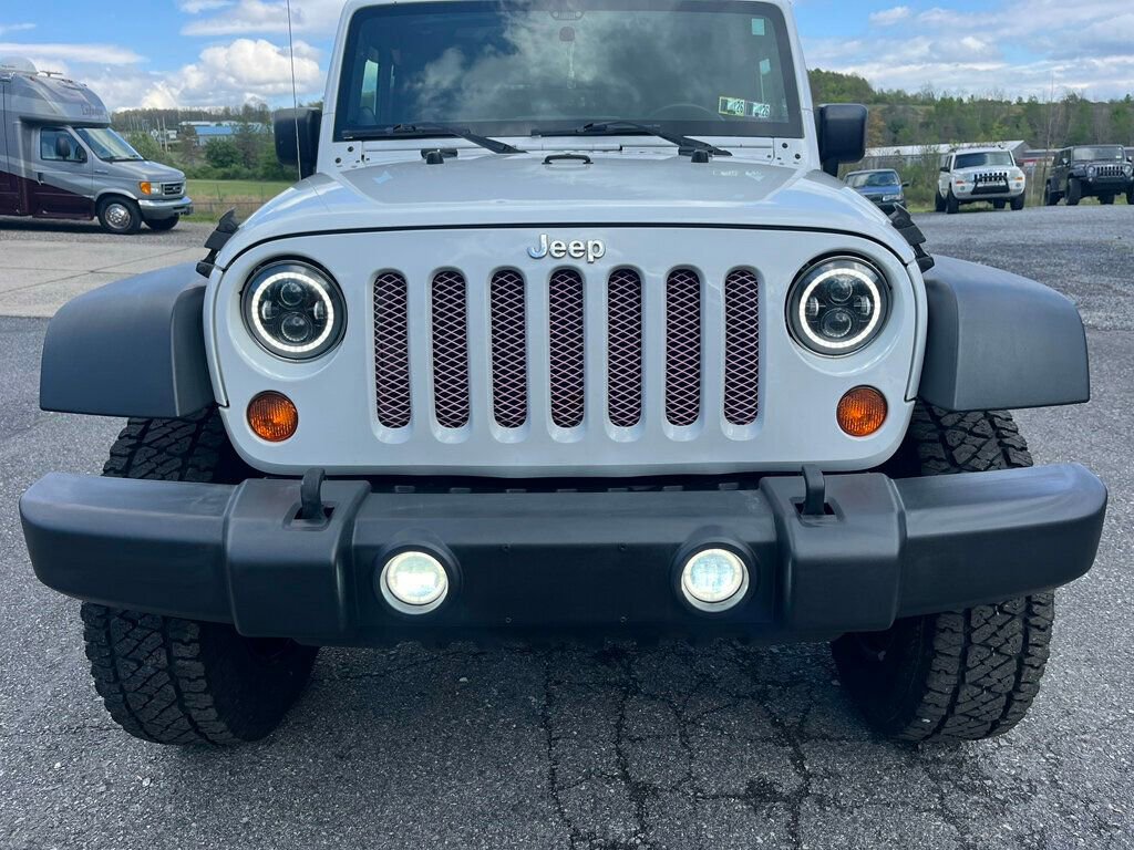 Used 2012 Jeep Wrangler Sport AWD/4WD image 9