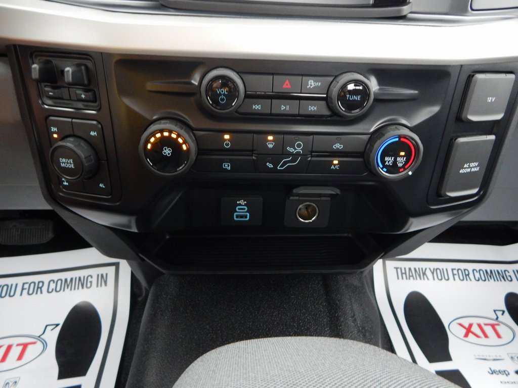 New 2025 Ford F250 4x4 Regular Cab Super Duty image 20