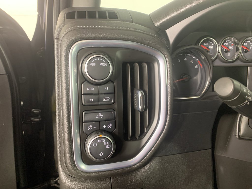 Used 2022 Chevrolet Silverado 1500 LT image 16