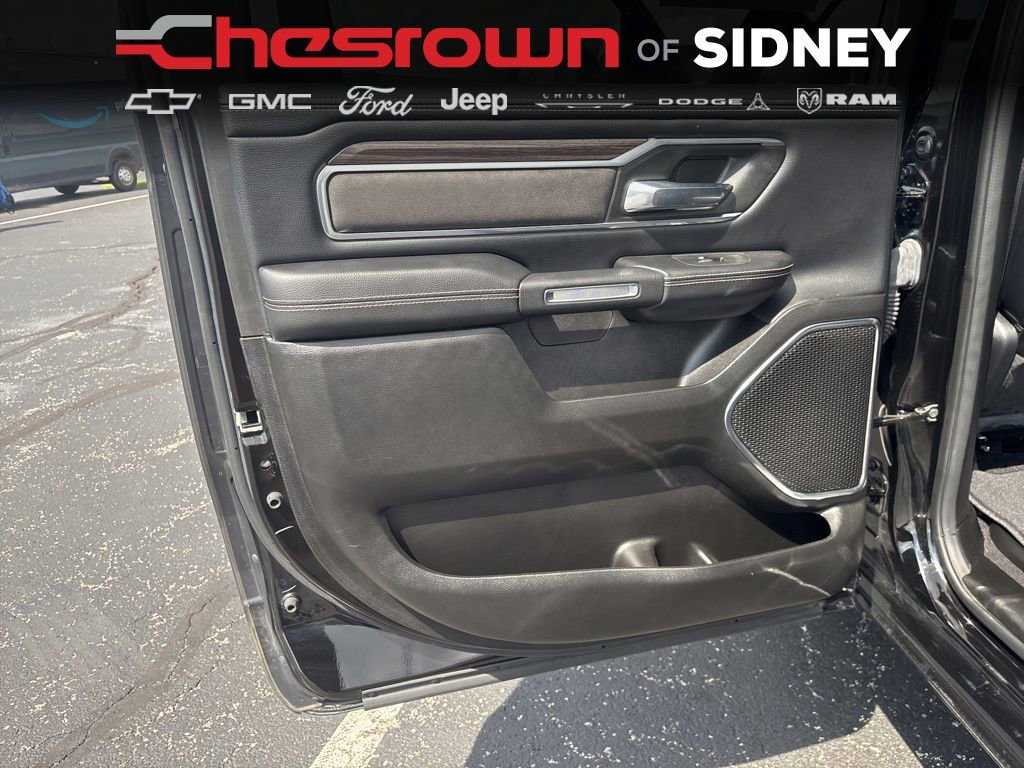 Used 2025 RAM 1500 Laramie AWD/4WD image 36