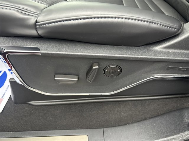 New 2026 Ford F250 Platinum w/ Tremor Off-Road Package image 18