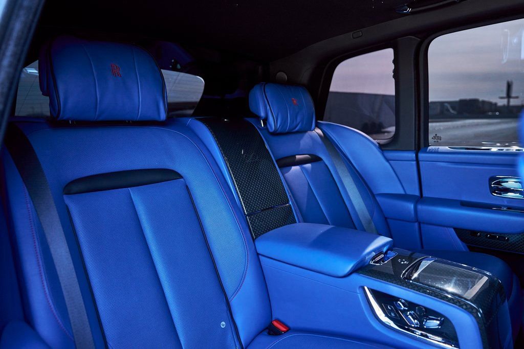 Used 2021 Rolls-Royce Cullinan Black Badge image 54