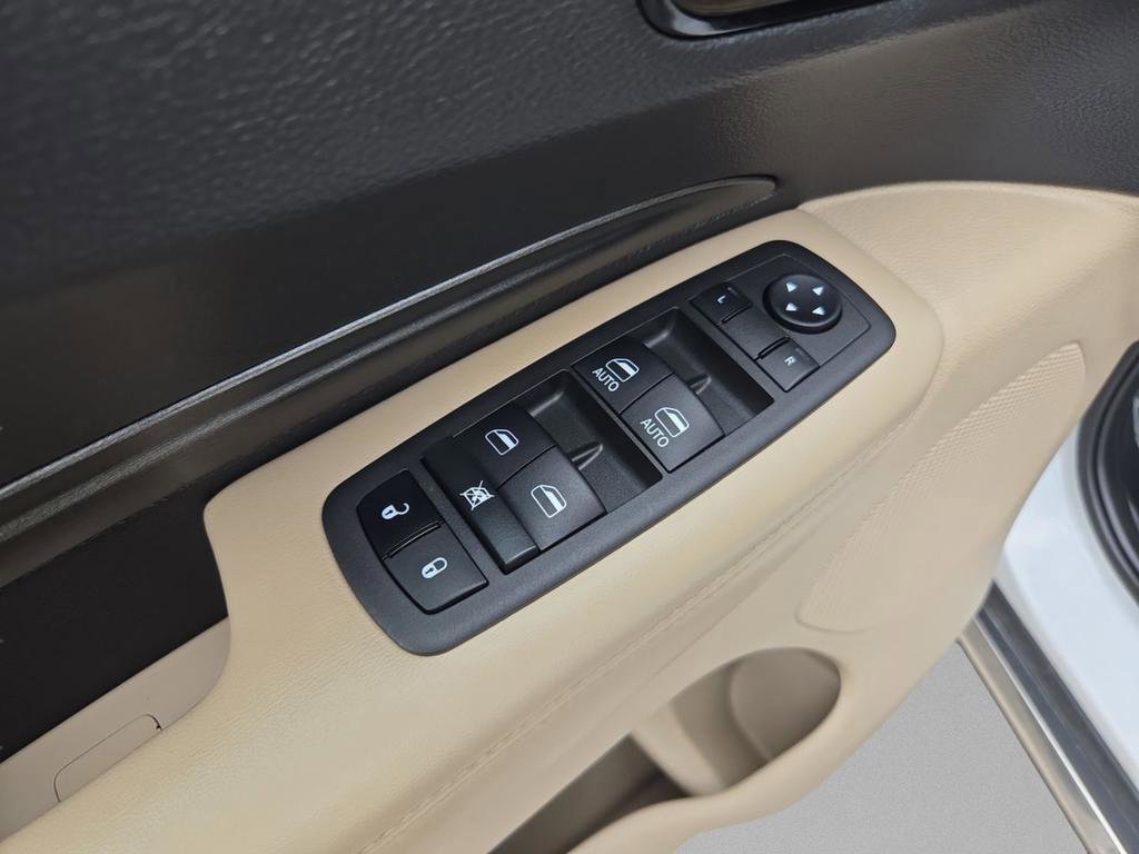 Certified 2022 Dodge Durango SXT image 29