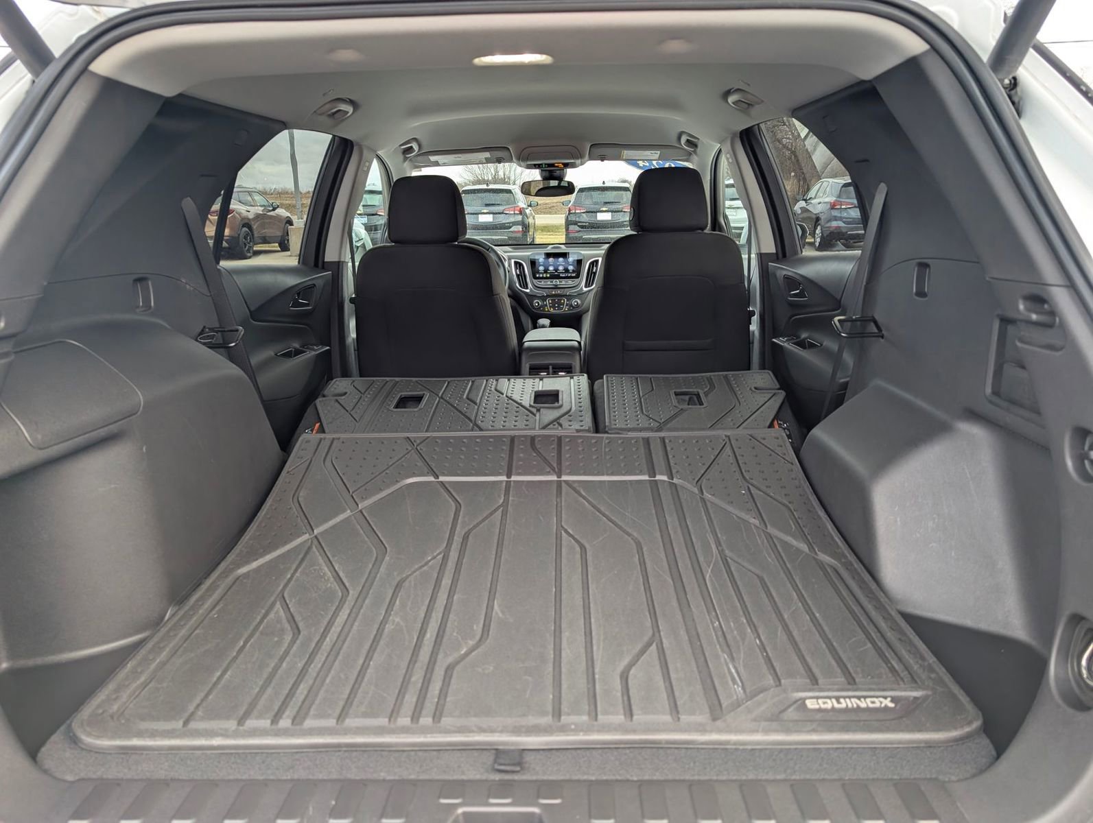 Used 2024 Chevrolet Equinox LT image 31