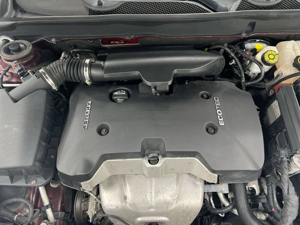 Used 2015 Chevrolet Malibu LT FWD image 22
