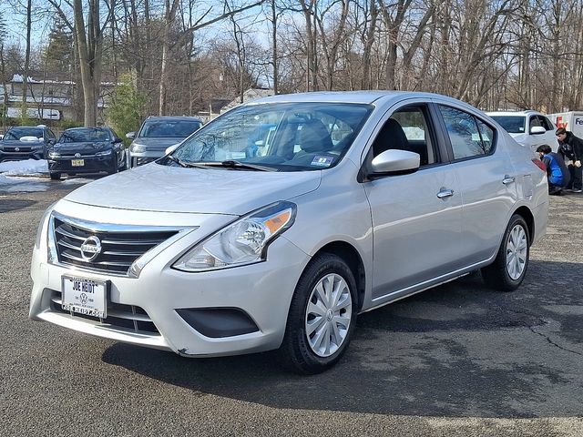 Used 2017 Nissan Versa SV image 5