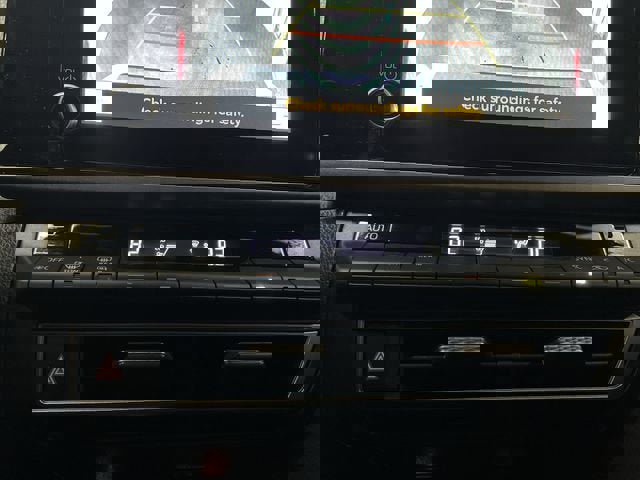 Used 2025 Toyota Camry SE image 18