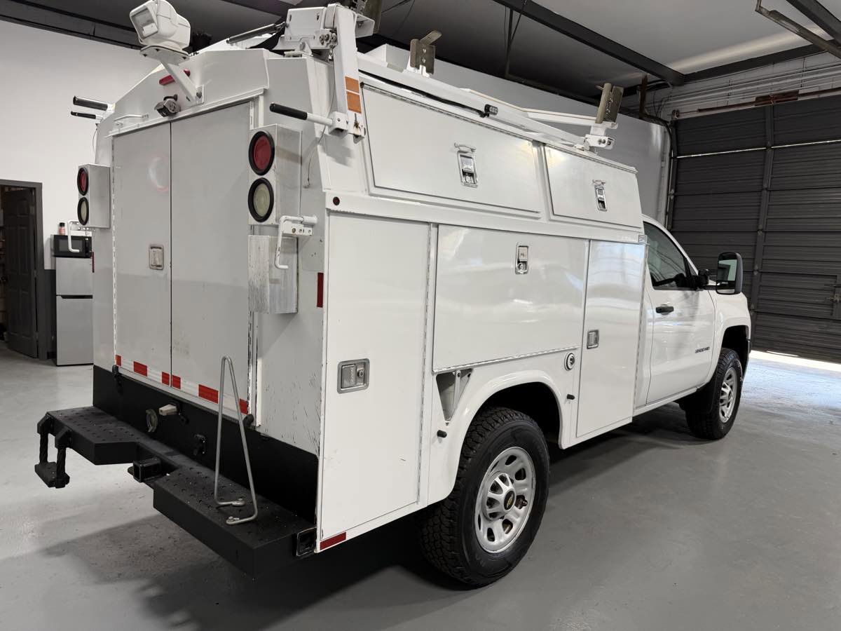 Used 2016 Chevrolet Silverado 3500 W/T image 5
