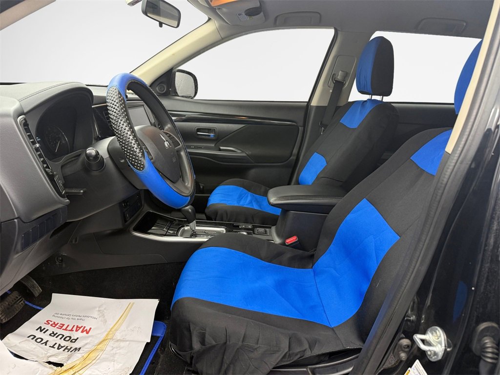 Used 2020 Mitsubishi Outlander ES image 12