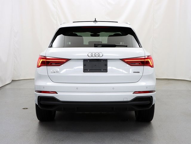 Used 2022 Audi Q3 2.0T Premium Plus w/ Premium Plus Package image 6