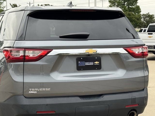 Used 2021 Chevrolet Traverse LS FWD image 8