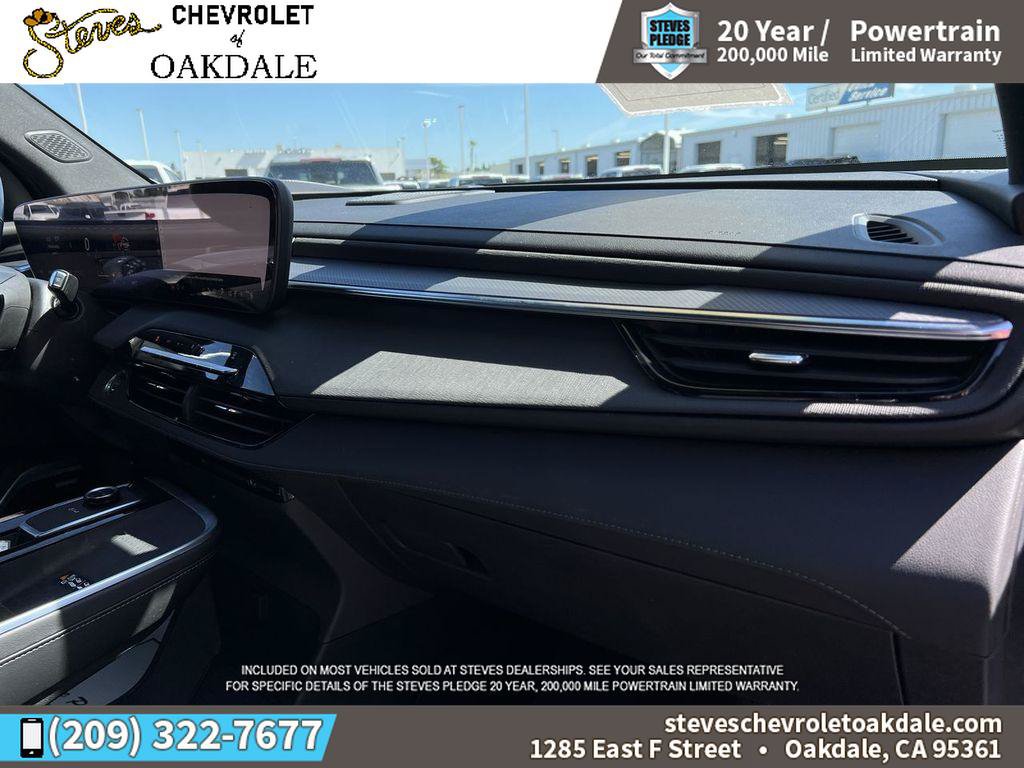 Certified 2025 Buick Enclave Sport Touring AWD/4WD image 33