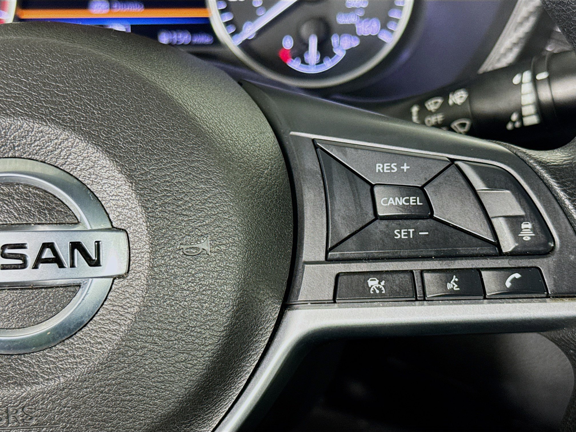 Used 2023 Nissan Sentra SV FWD image 13