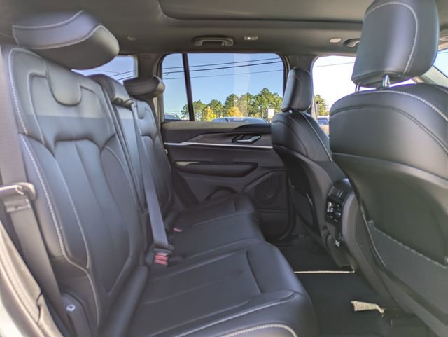 New 2025 Jeep Grand Cherokee Limited image 29