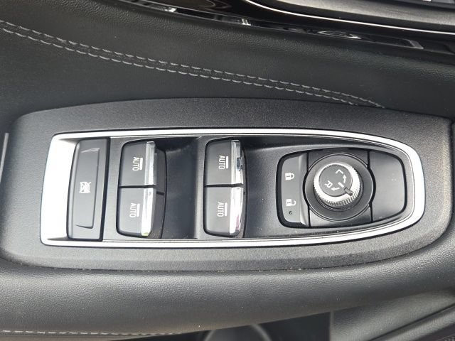 Used 2022 Subaru Outback Limited AWD/4WD image 22