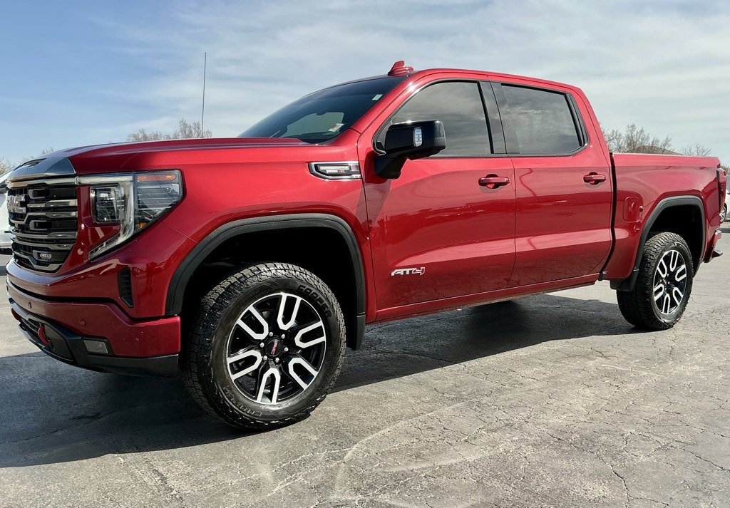 Used 2023 GMC Sierra 1500 AT4 w/ AT4 Premium Package image 7
