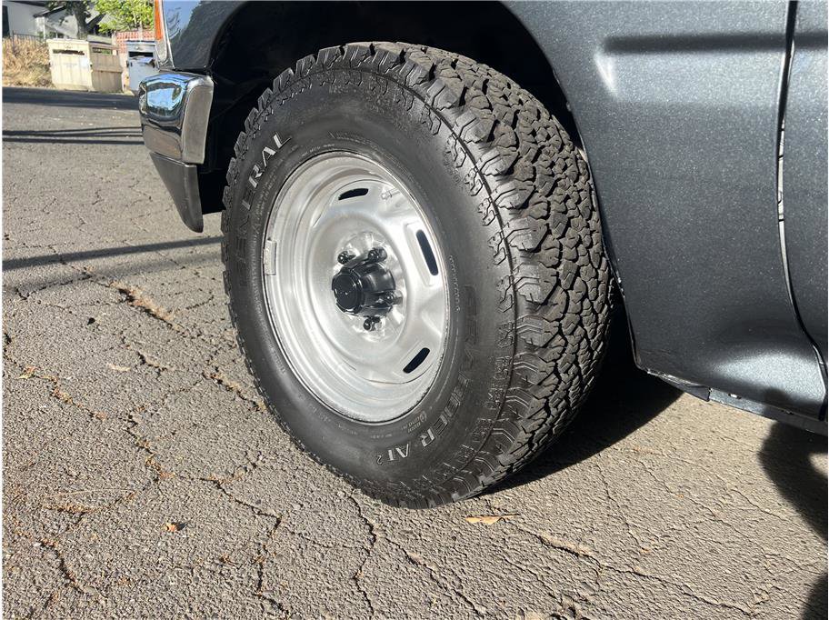 Used 1990 Toyota Pickup Deluxe image 9