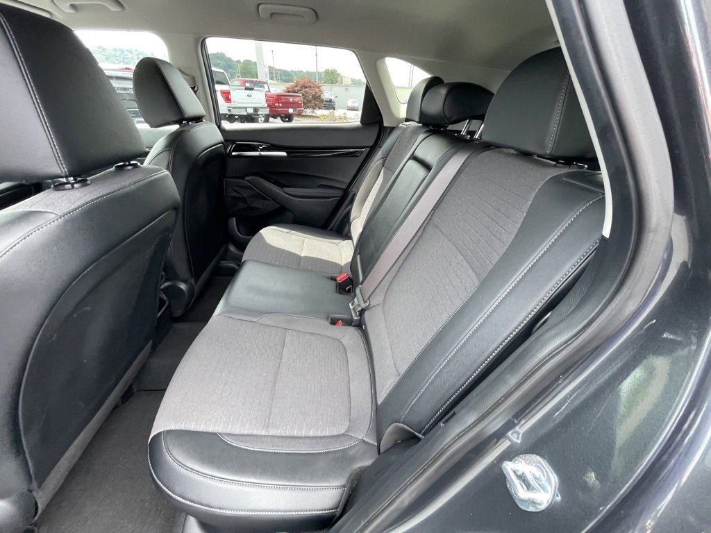 Used 2023 Kia Seltos S image 18
