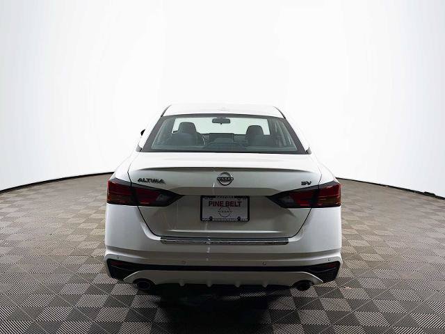 Certified 2023 Nissan Altima 2.5 SV w/ SV Premium Package FWD image 5