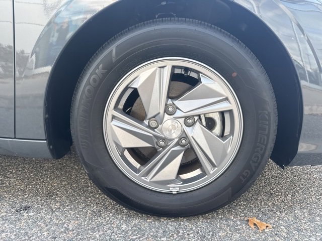 Certified 2025 Hyundai Elantra SE image 55