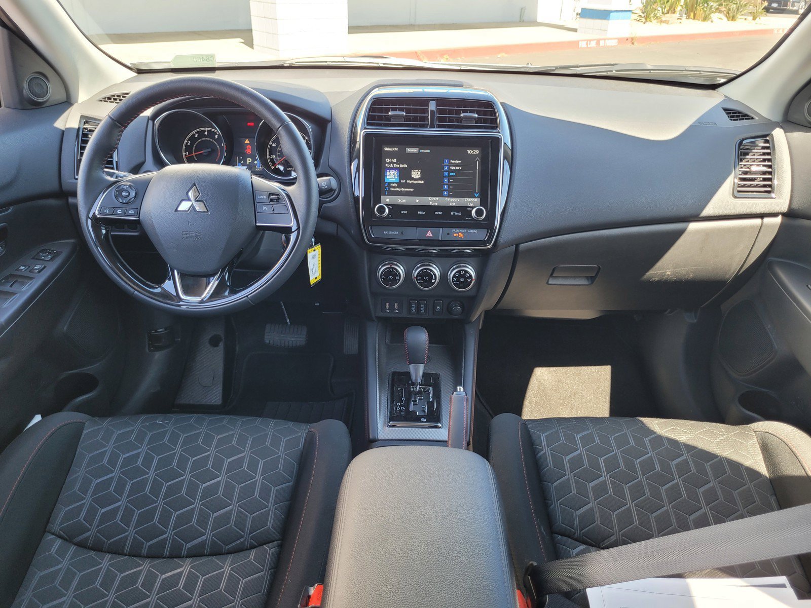 Used 2026 Mitsubishi Outlander Sport AWD image 14