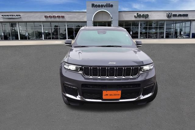 New 2025 Jeep Grand Cherokee L Limited w/ Trailer Tow Package image 8