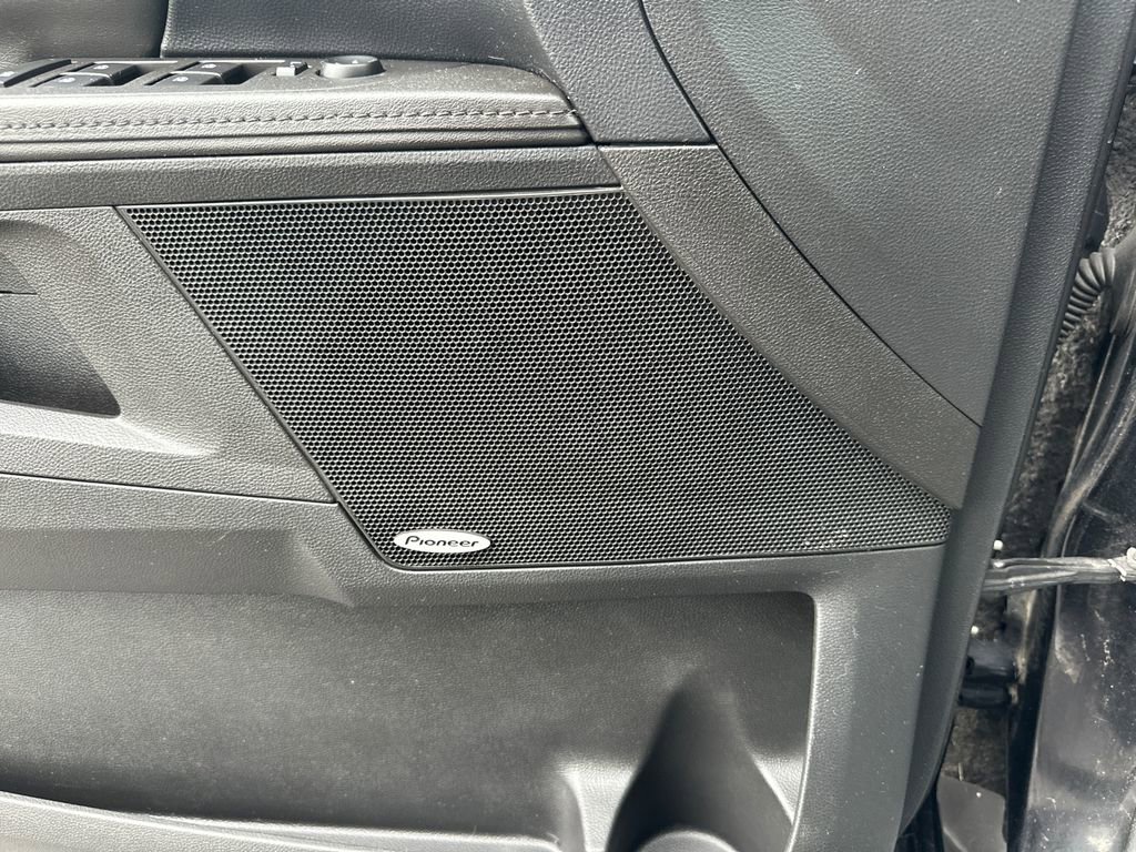 Used 2017 GMC Terrain SLE w/ Technology Package image 19