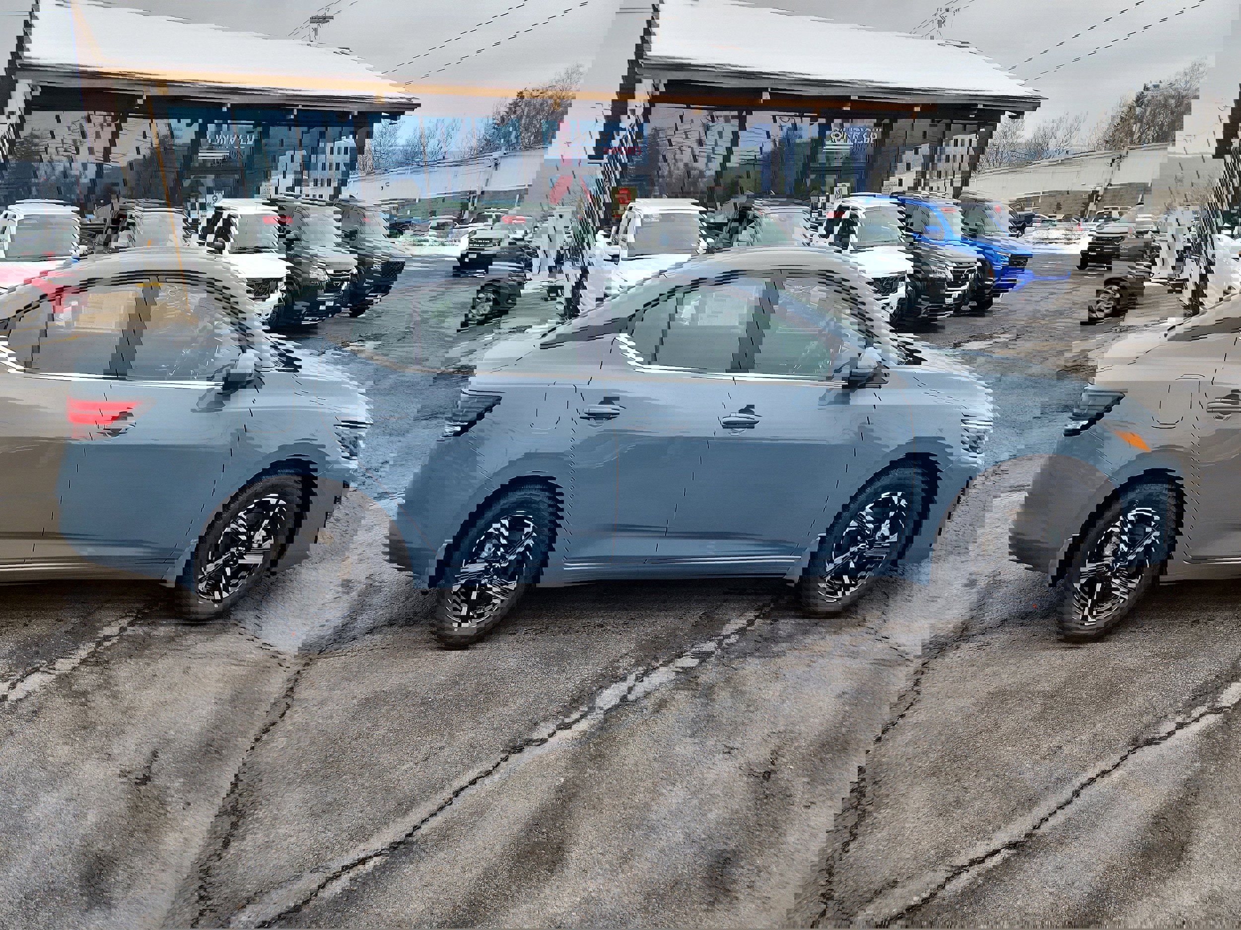 New 2025 Nissan Sentra SV w/ All-Weather Package image 9