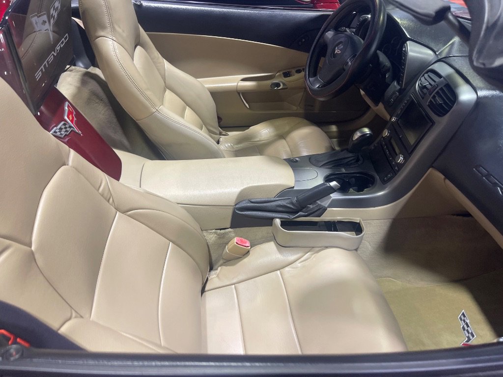 Used 2007 Chevrolet Corvette Convertible w/ Preferred Equipment Group image 11