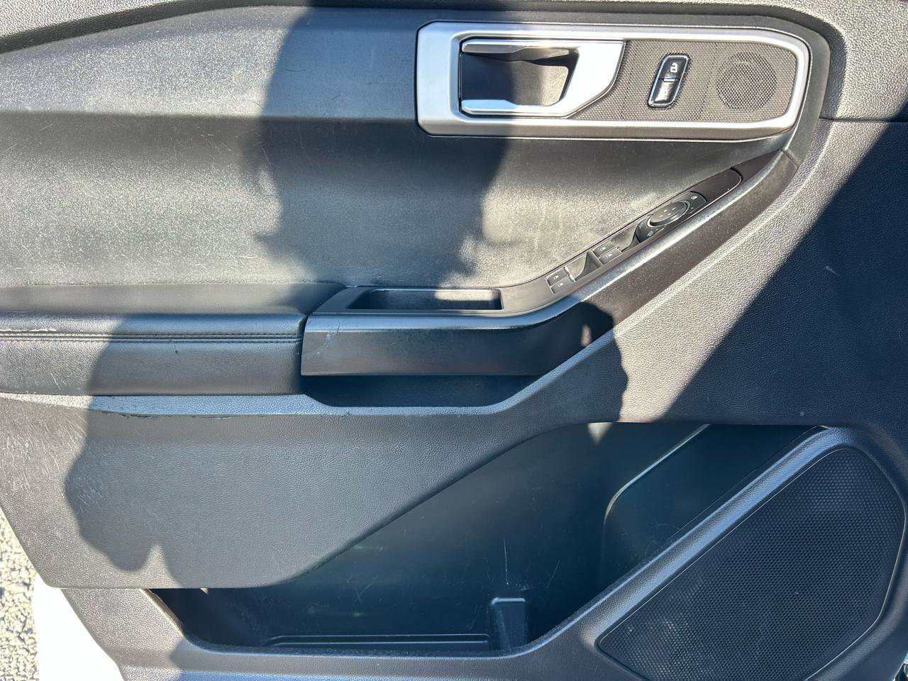 Used 2020 Ford Explorer 2WD image 8