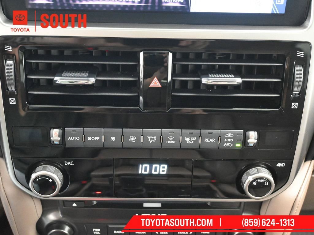 Used 2023 Lexus GX 460 Premium w/ Premium Package image 19
