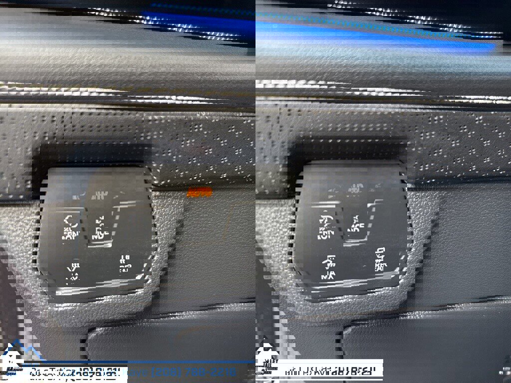 Used 2024 Volkswagen Atlas Cross Sport SEL Premium R-Line image 23