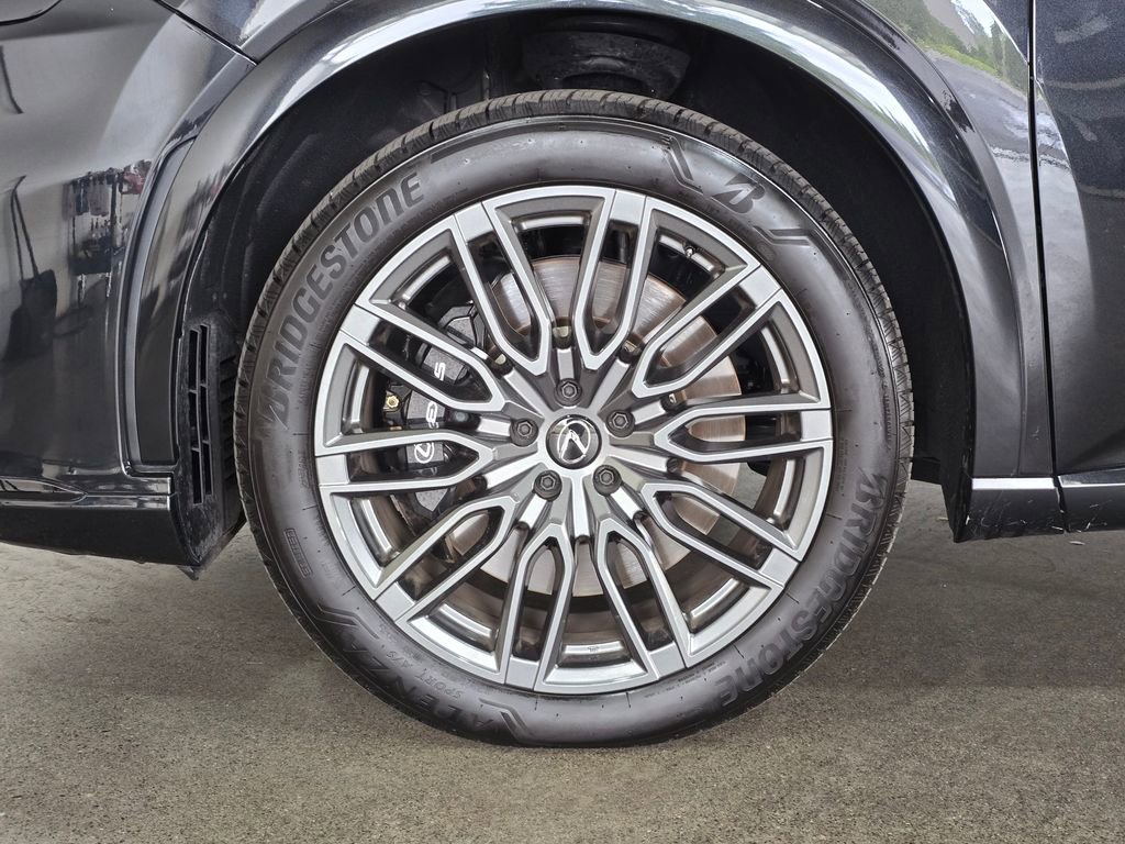Used 2023 Lexus RX 500h F Sport w/ Accessory Package (Z1) image 8