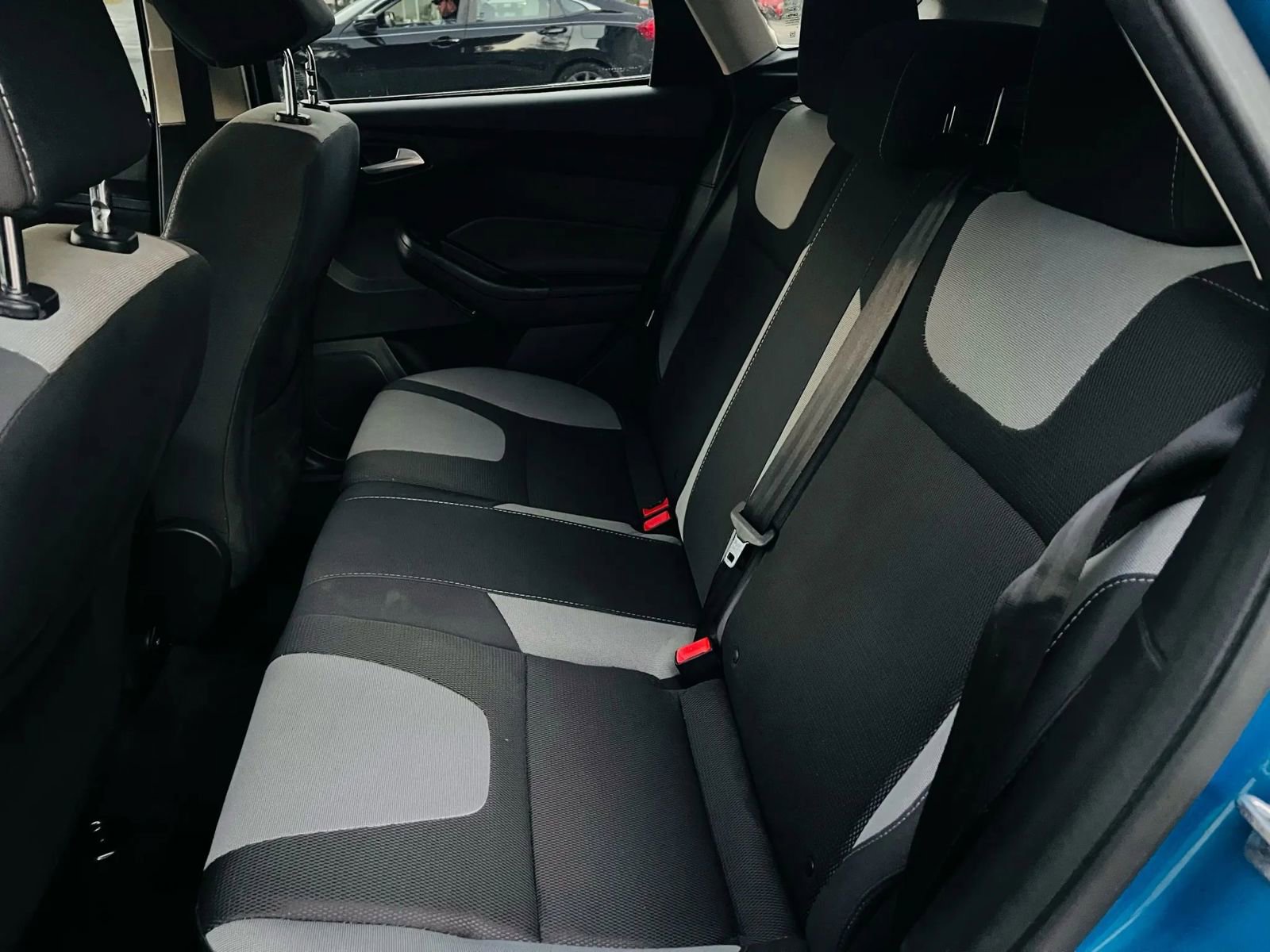 Used 2012 Ford Focus SE image 19