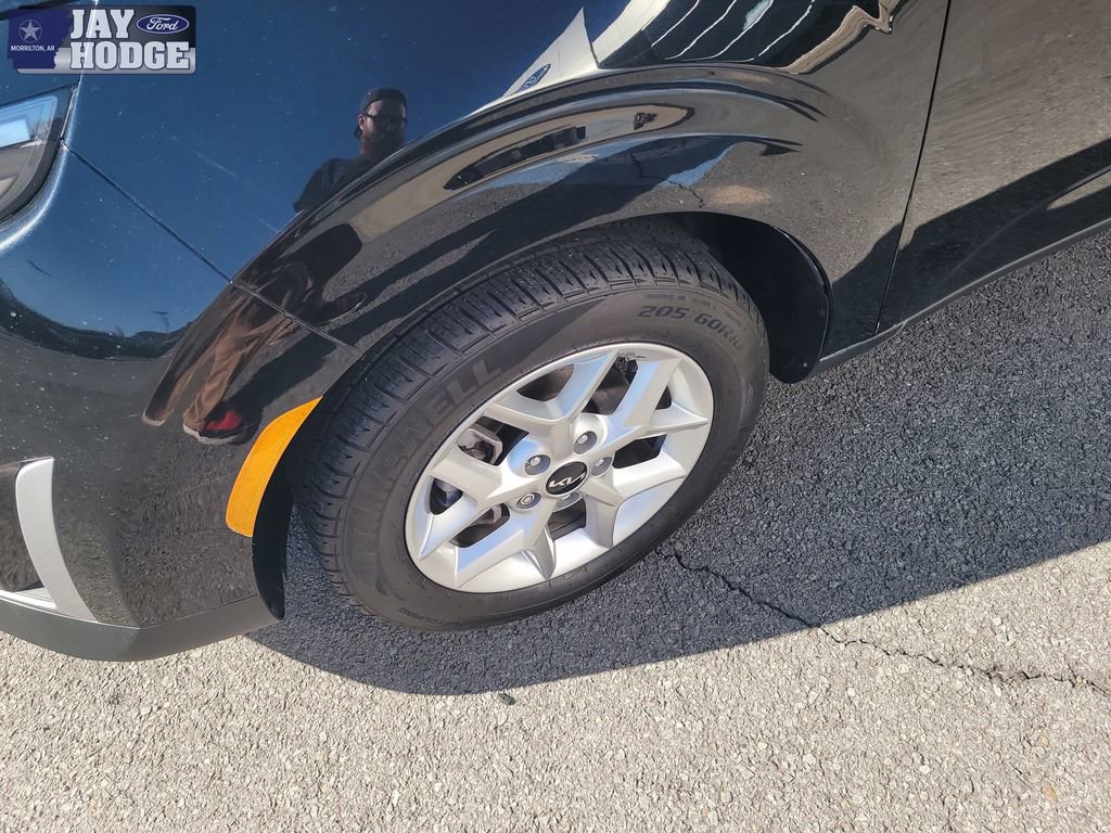 Used 2025 Kia Soul S image 10