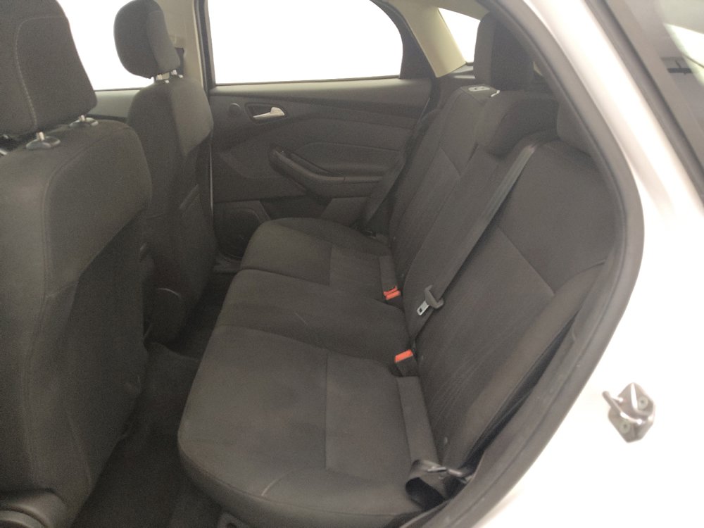 Used 2018 Ford Focus SEL FWD image 18
