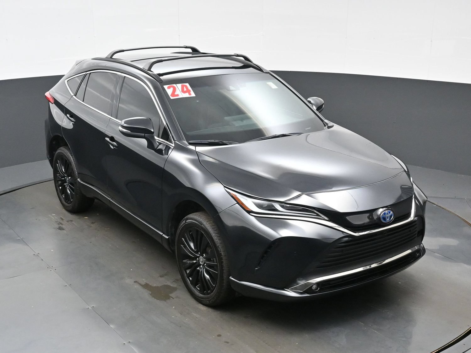 Used 2024 Toyota Venza Nightshade AWD/4WD image 34