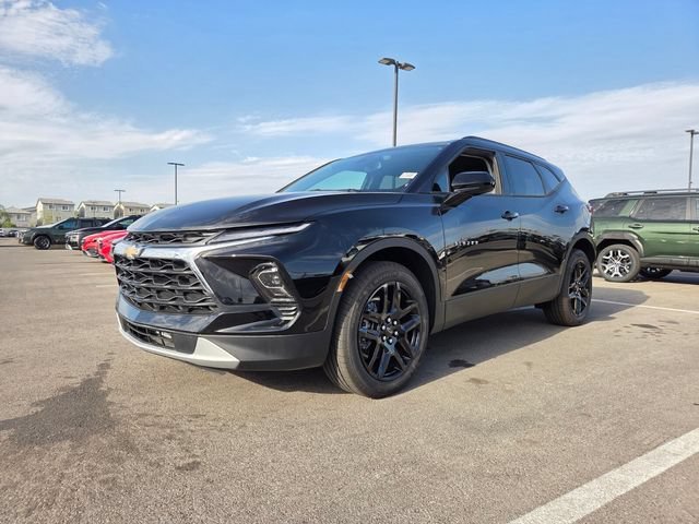 New 2026 Chevrolet Blazer LT w/ Convenience Package FWD image 2
