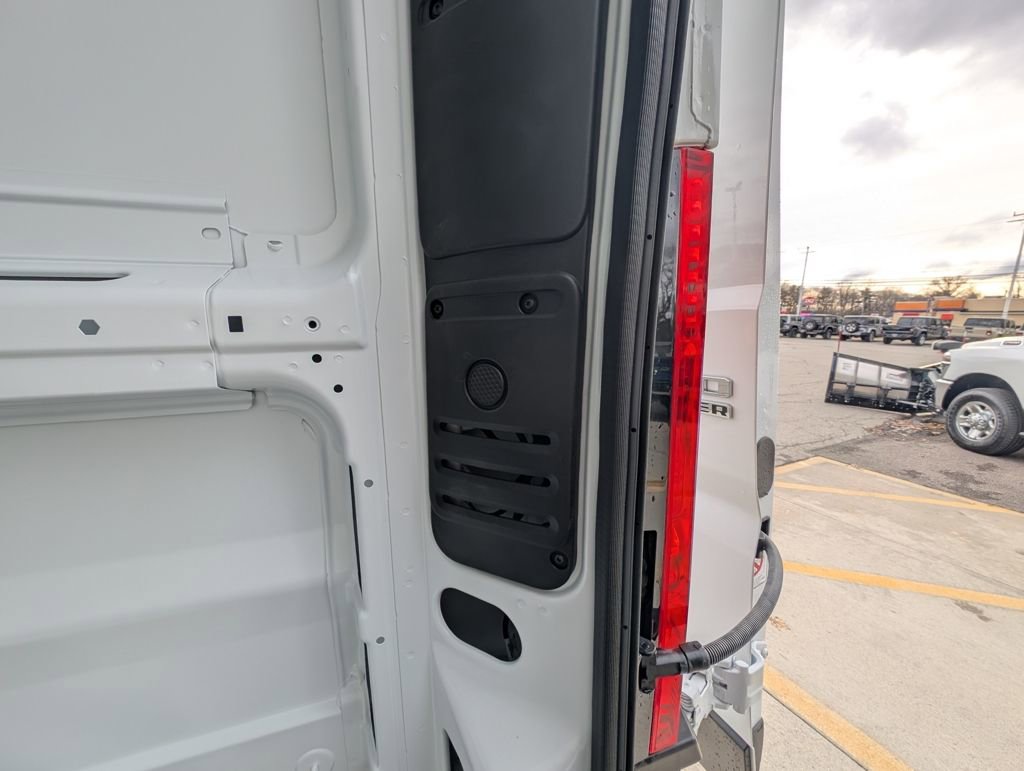 New 2026 RAM ProMaster 2500 w/ Convenience Group image 40