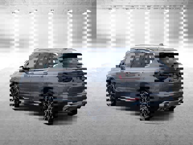 Used 2023 BMW X3 xDrive30i image 6