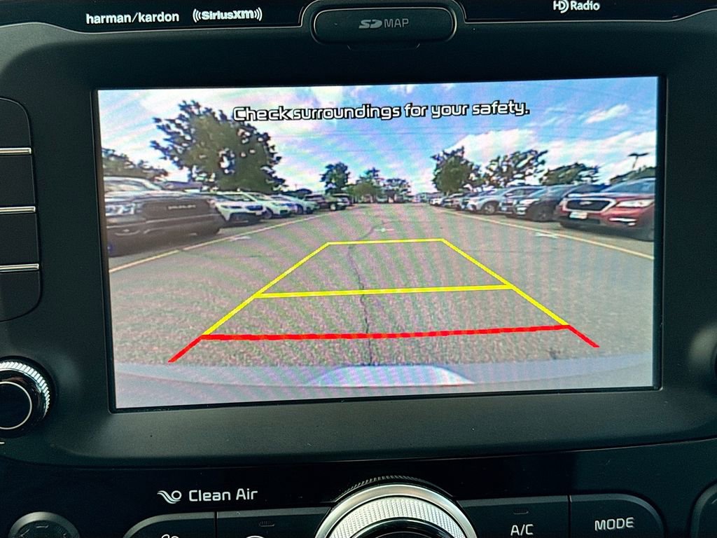 Used 2018 Kia Soul + w/ + Primo LIT Package FWD image 18