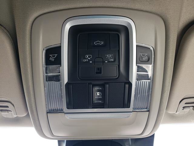 Used 2022 RAM 1500 Laramie AWD/4WD image 31