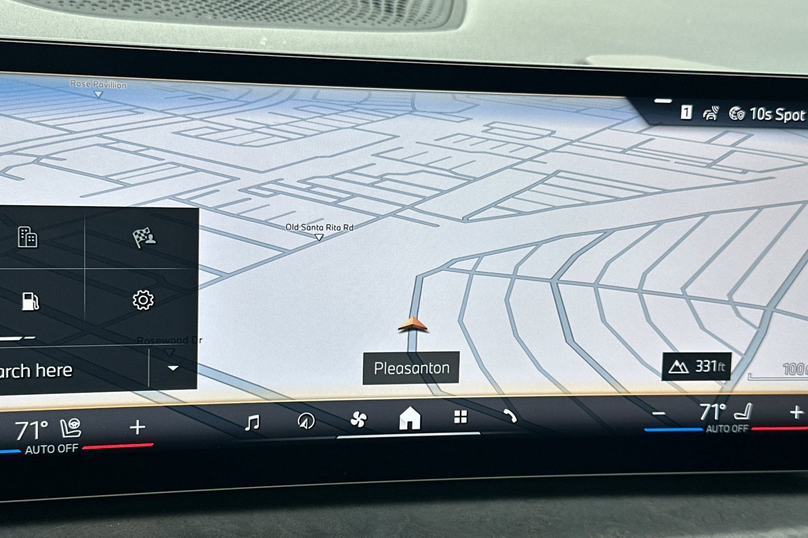 Used 2025 BMW X7 xDrive40i w/ Premium Package image 25